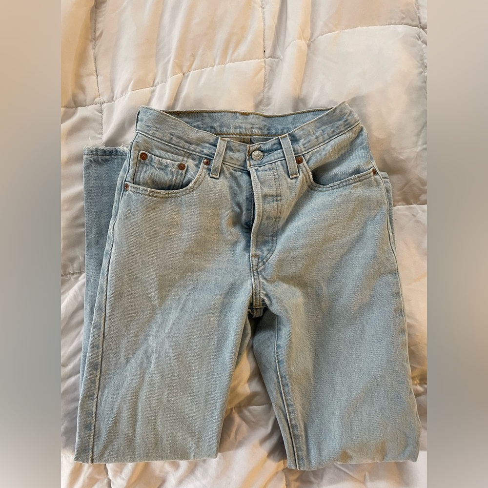 501 Levi Jeans 24x30